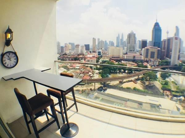 Regalia Suites By Ihost Kuala Lumpur Exterior foto